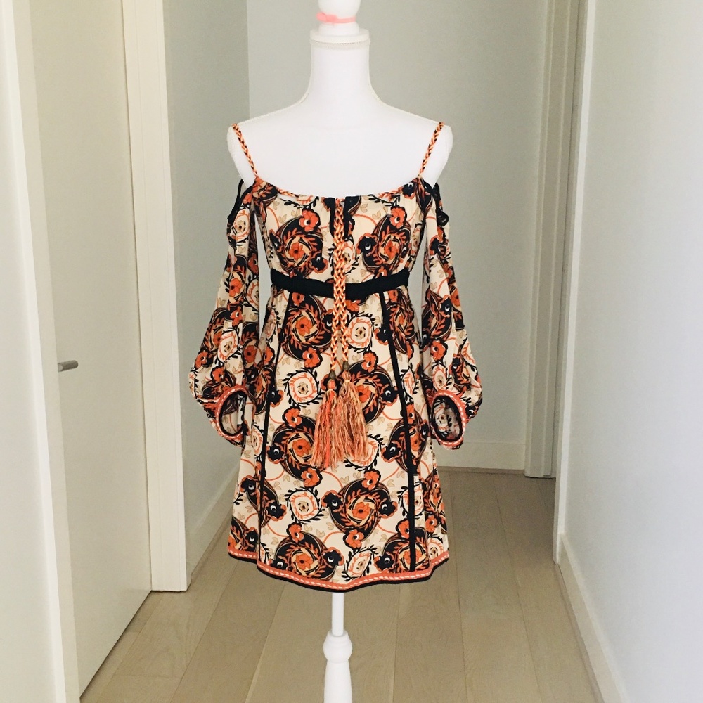 $220 STUDIO F TASSEL SUMMER  DRESS SIZE XS